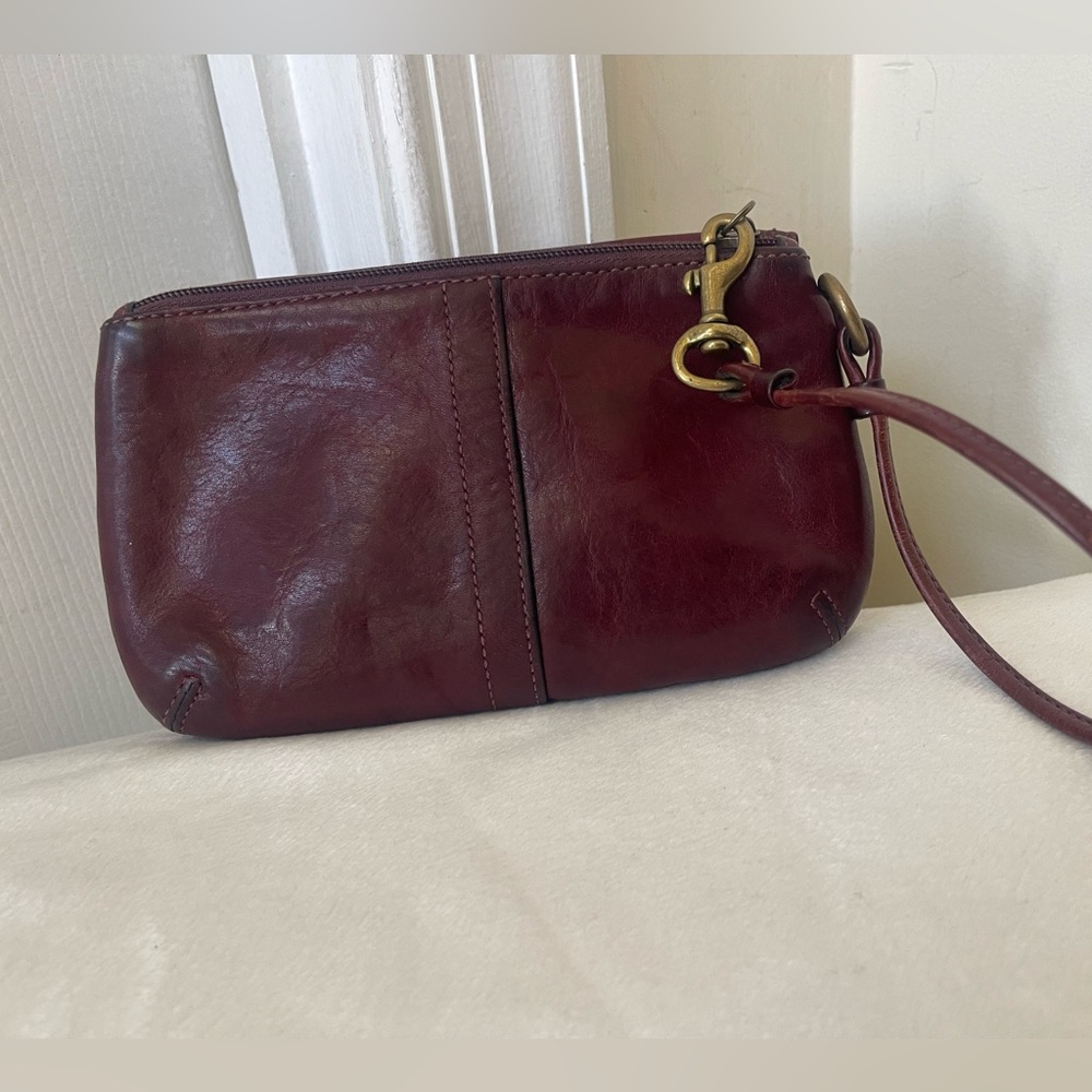 Coach Bleecker buckle flap wristlet Wine Leather - Picture 3 of 10